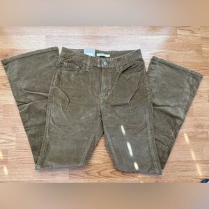 NWT WOMEN LEVI’S Beige Corduroy Pants